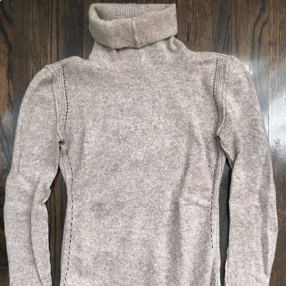 INHABIT Cashmere sweater Turtle Neck Sweater in Lightest Brown Size M